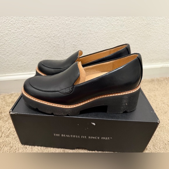 Naturalizer Shoes - “New” Naturalizer Cabaret Black Platform Loafers size 6 (S-Display)
